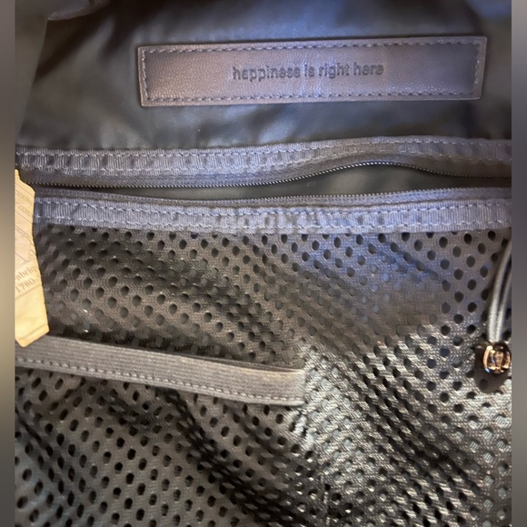 Lululemon Mesh Go Lightly Jaded Blue Backpack/Purse 12 liter mini - Picture 6 of 7